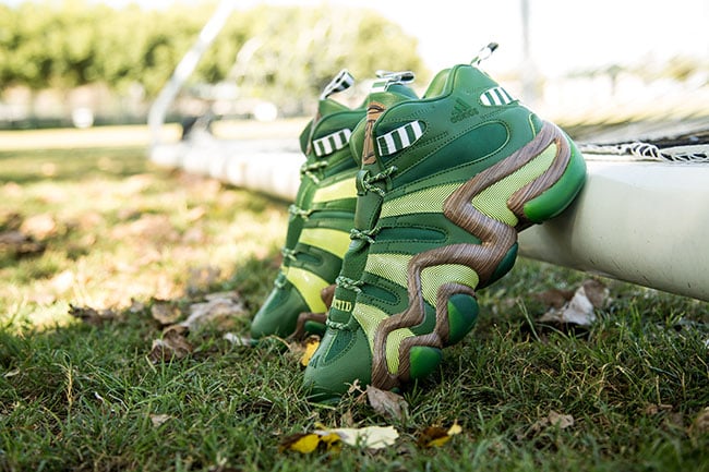 adidas Crazy 8 Portland Timbers vs. Seattle Sounders Pack