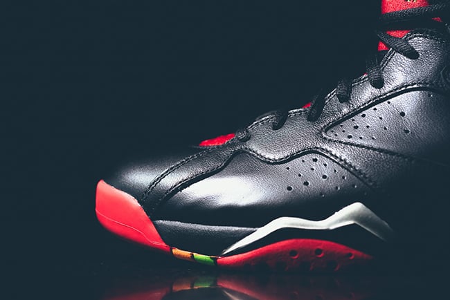 Air Jordan 7 Marvin the Martian Releasing