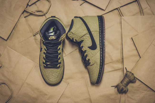 Nike SB Dunk High Brown Bag