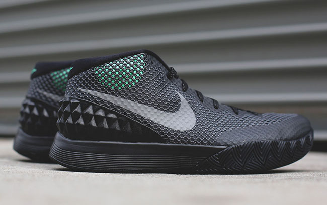 Nike Kyrie 1 Green Glow