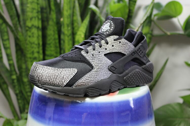 black and silver huaraches