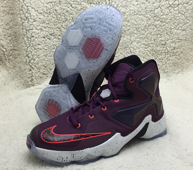 Nike LeBron 13