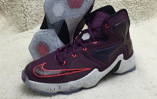 Nike LeBron 13