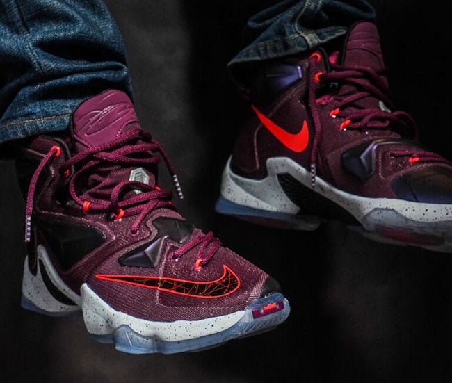 lebron 13 on feet