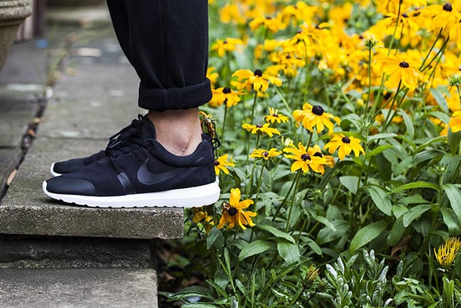 Nike Roshe Run NM Black Fleece