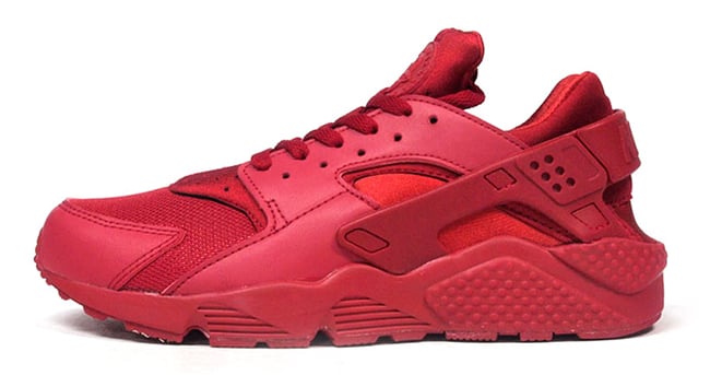 Red Nike Air Huarache