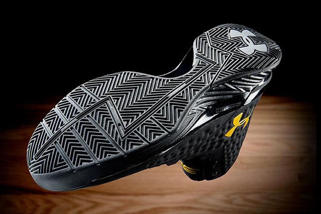 Under Armour Curry 1 Black Gold Banner