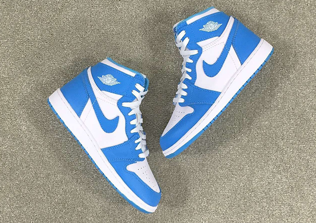 Air Jordan 1 Retro High OG UNC