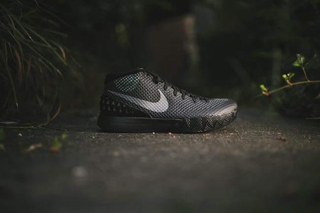 Nike Kyrie 1 Green Glow