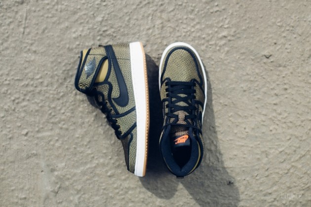 Nike Air Diamond Turf II Nike Roshe Mens Sky Blue