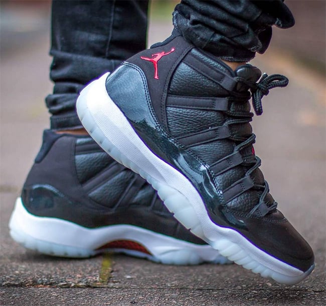 Air Jordan 11 72 10 On Foot