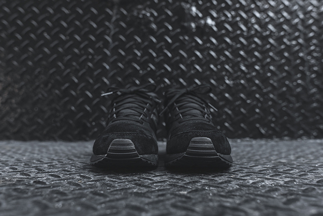 New Balance 530 Triple Black