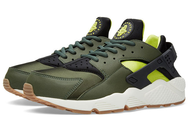 Nike Air Huarache ‘Carbon Green’