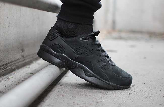 Nike Air Mowabb OG Blackout