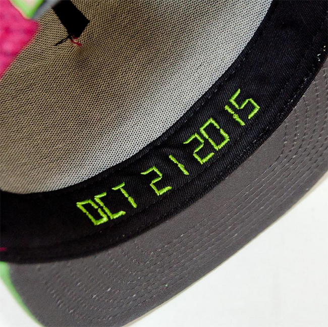 Nike Mag 2015 Hat October 21