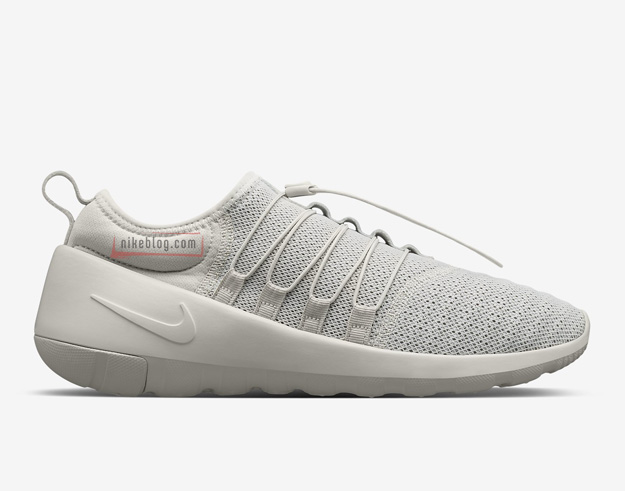 Nike Payaa White