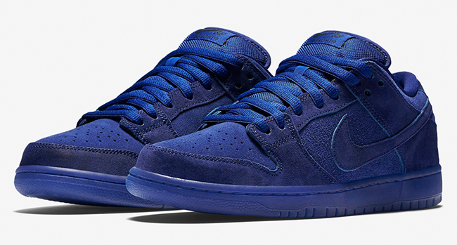 Nike SB Dunk Low Blue Moon