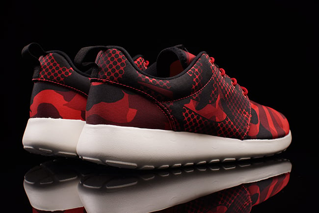 Daring Red Camo Nike Roshe Run Print