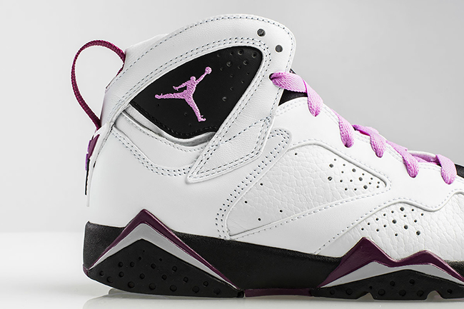 Girls Jordan 7 Retro Fuchsia Glow