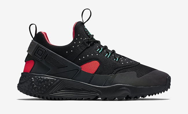 Hologram Nike Air Huarache Utility Release