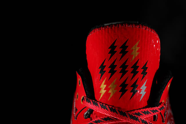 Li-Ning Way of Wade 4 Lucky 13