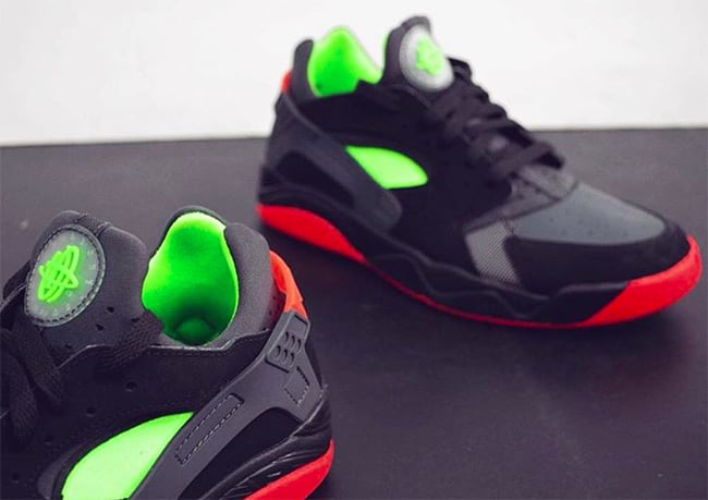 Nike Air Flight Huarache Low Black Red Green