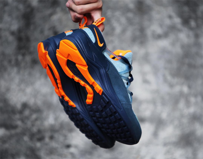 Nike Air Huarache Light Halloween