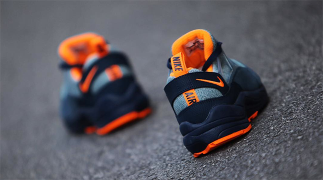 Nike Air Huarache Light Halloween