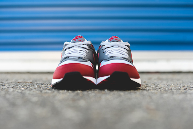 Nike Air Max 1 Essential Wolf Grey Gym Red