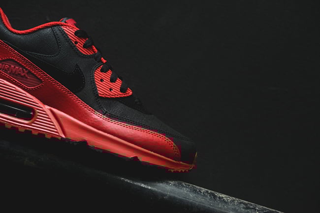 Nike Air Max 90 Winter Premium Gym Red Black