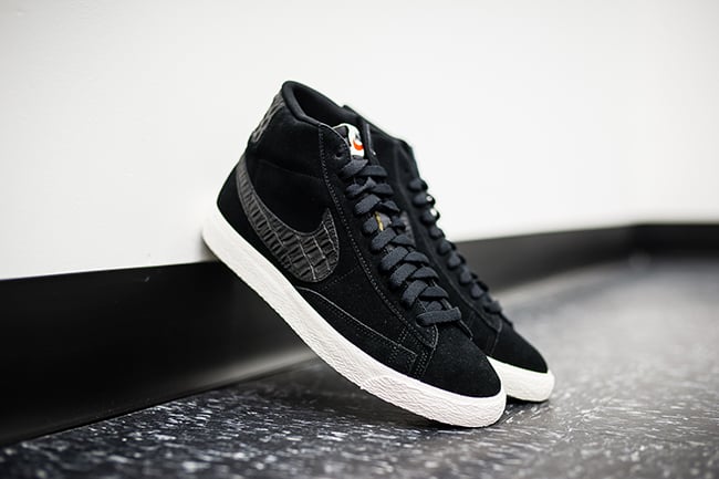 nike blazer low croc