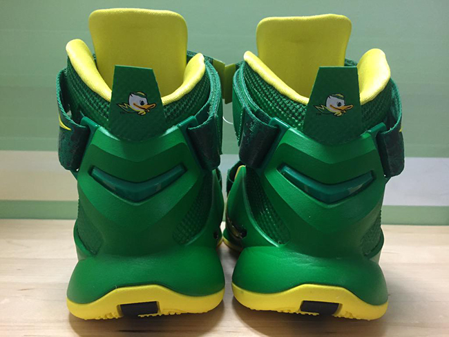 Nike LeBron Soldier 9 Oregon Ducks