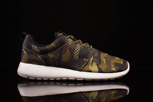 Nike Roshe Run Print Camo