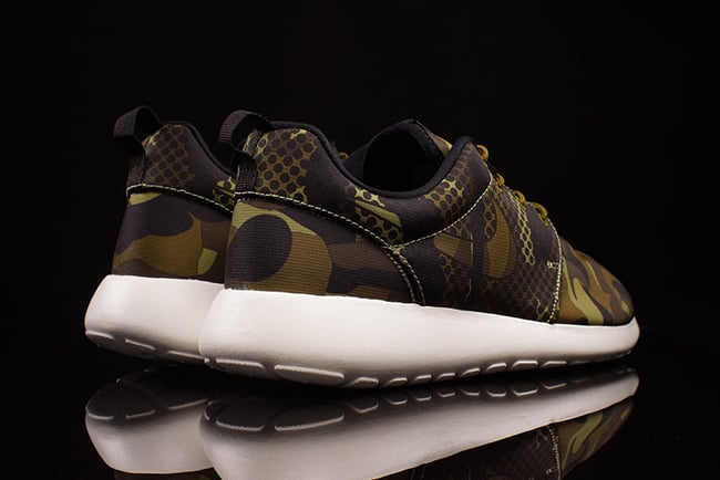 Nike Roshe Run Print Camo