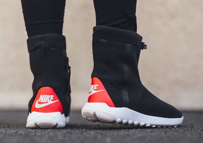 Nike Tech Fleece Boot Black White Red