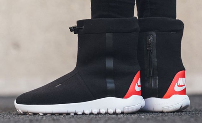 Nike Tech Fleece Boot Black White Red