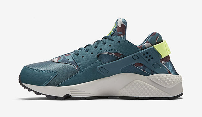 Nike WMNS Air Huarache Camo Teal