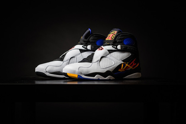 Nike Air Jordan Glow In The Dark Black And Gold Jordans