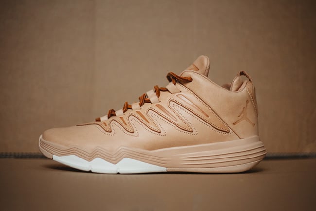 Detailed Look at the Jordan CP3.9 ‘Vachetta Tan’