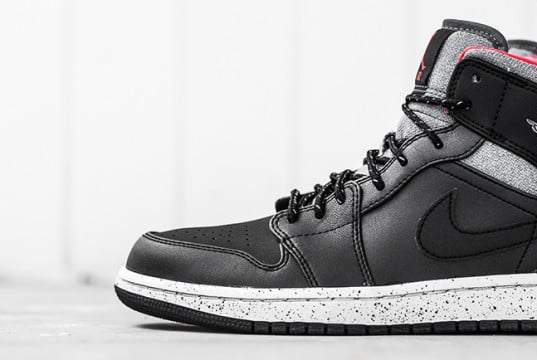 Nike Roshe Dyn Fw UK Outlet Black And Red High Heels UK Outlet