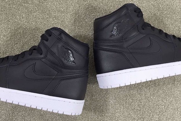 Black Nike Free Womens Retro Jordan Sneakers