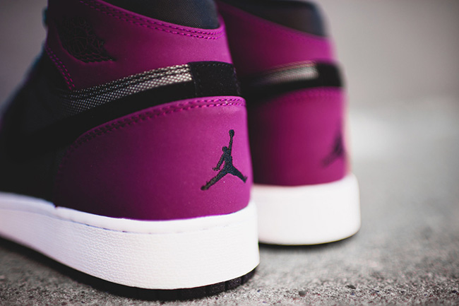 Air Jordan 1 High GS Mulberry