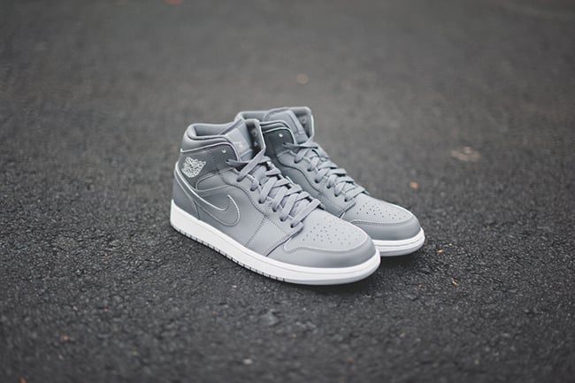 Air Jordan 1 Mid Triple Grey