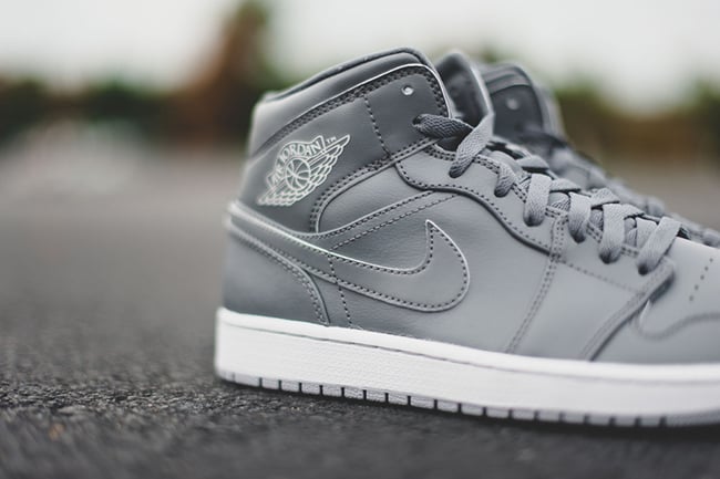 Air Jordan 1 Mid Triple Grey