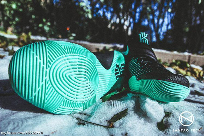 Green Glow Nike Kyrie 2