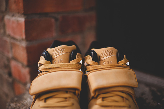 Haystack Nike Air Cruz Wheat