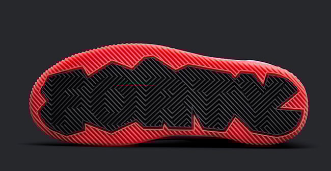 Jordan Air Spike 40 Black Fire Red