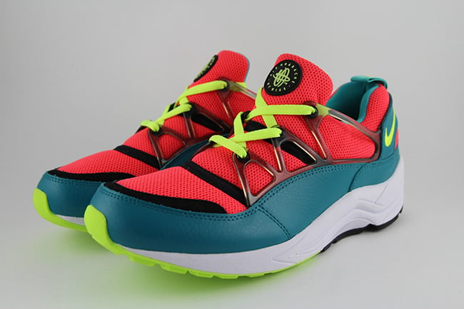 Nike Air Huarache Light Bright Crimson Volt