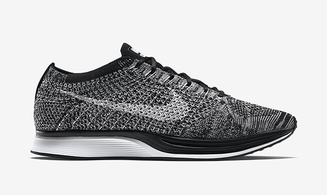 Nike Flyknit Racer Oreo 2.0