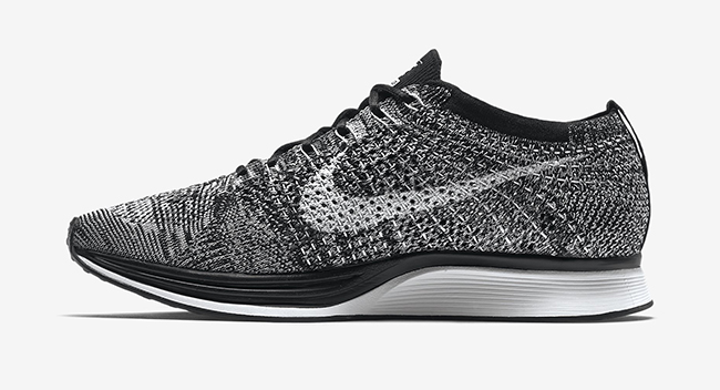 Nike Flyknit Racer Oreo 2.0